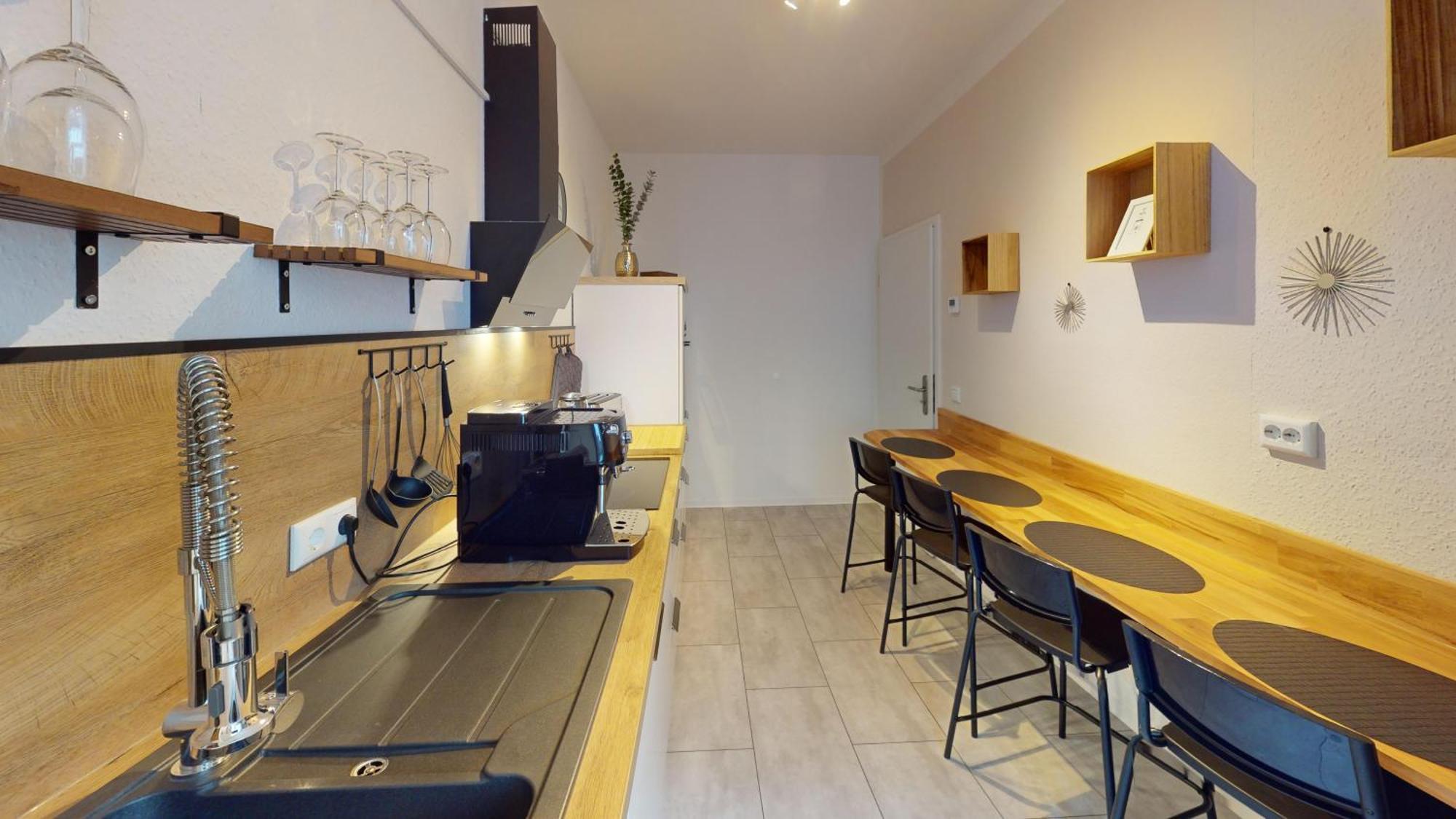 Cozyhome House Apartment